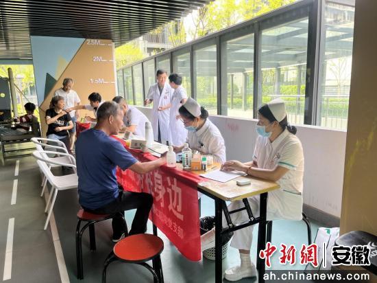 健康义诊公益行 贴心服务在身边